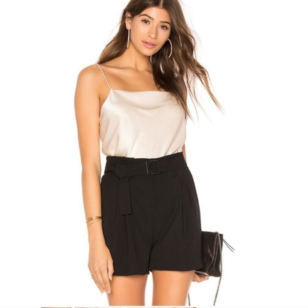 Vince High-Rise Belted Shorts - Picture 4 of 10